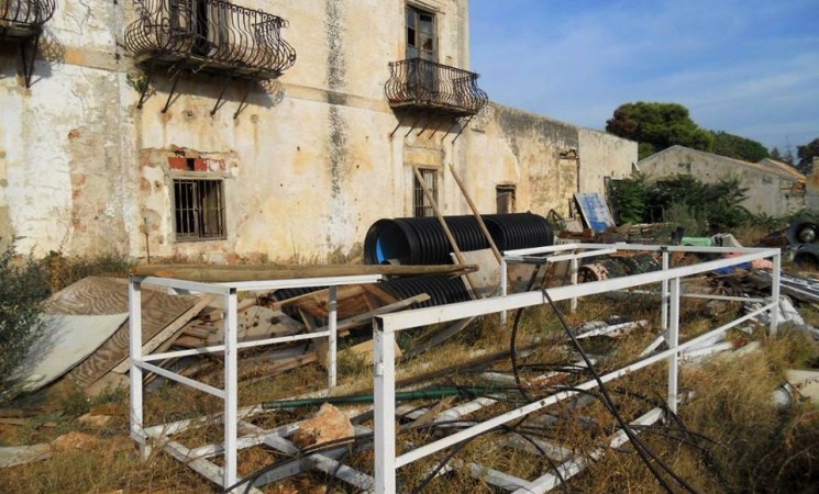 Abbandono e degrado a Villa Lampedusa, la "Villa del Gattopardo"