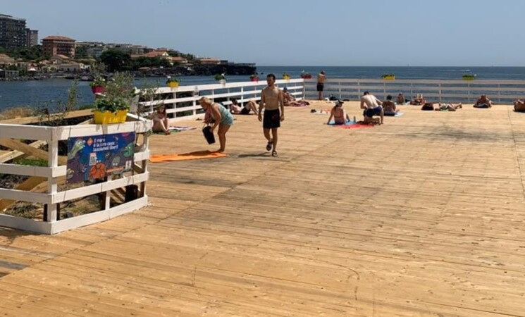 Catania, aperto il solarium di piazza Europa