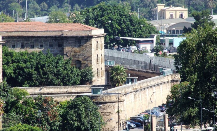 La polizia penitenziaria dell’Ucciardone dice “basta” alle aggressioni