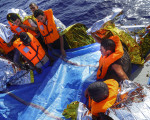 Migranti a Lampedusa, 118 arrivi mentre resta il dramma del naufragio