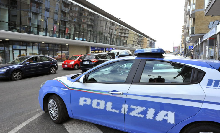 Catania, maxi sequestro alimentare a piazza Europa: Codacons chiede i nomi dei locali sanzionati