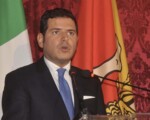 Caso Galvagno: tensioni all’Ars e accuse di mala politica scuotono la Sicilia