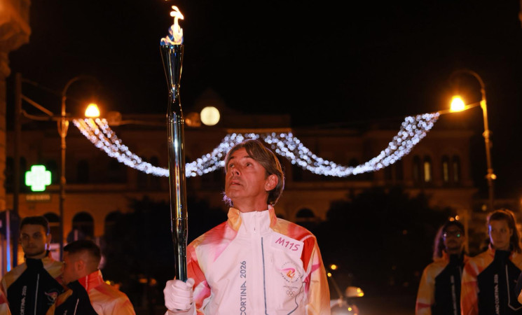 Fiamma olimpica Milano Cortina 2026 a Palermo: festa, sport e unità nel capoluogo siciliano