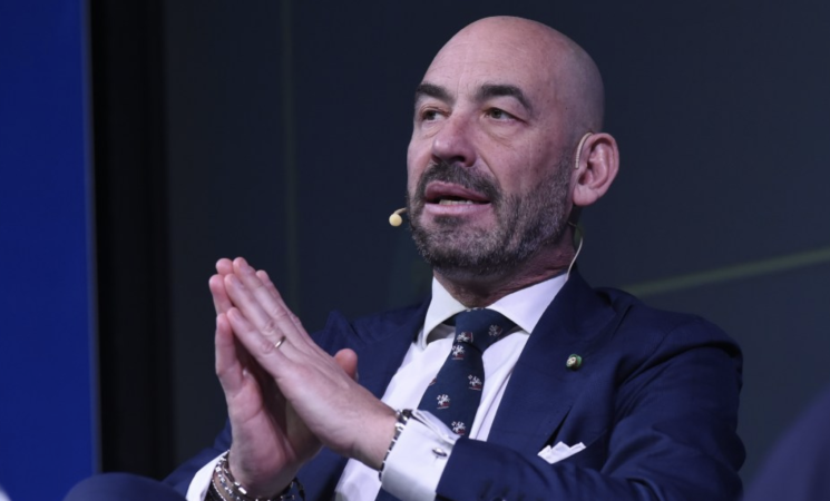 Influenza aggressiva in Europa: allarme per la nuova variante H3N2