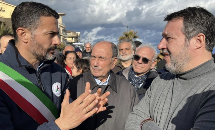 Ripascimento delle spiagge nel Messinese dopo il ciclone Harry