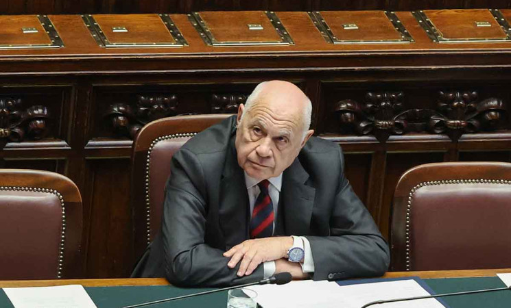 Caso Minetti: Meloni blinda Nordio, "Mi fido di lui, escludo le dimissioni"