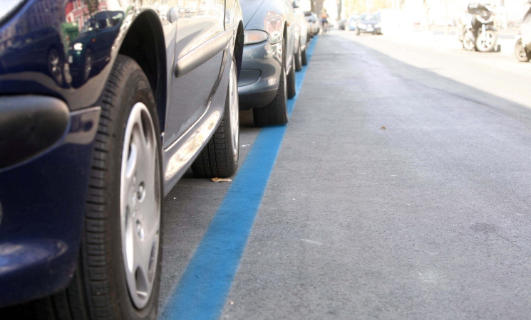 Strisce blu a Catania, il M5S denuncia: “Scompaiono i parcheggi gratuiti”