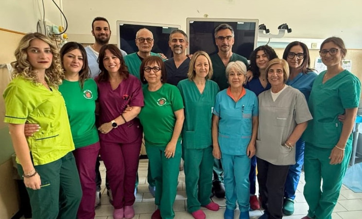 Ospedale di Acireale, nuova colonna con intelligenza artificiale per lo screening del tumore al colon-retto
