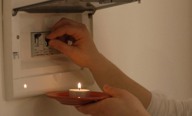 Blackout a Palermo e Catania, il caldo mette in crisi la rete elettrica: disagi in città e provincia
