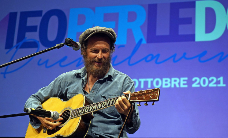 Jovanotti a Palermo, piano traffico e treni straordinari per il Jova Summer Party