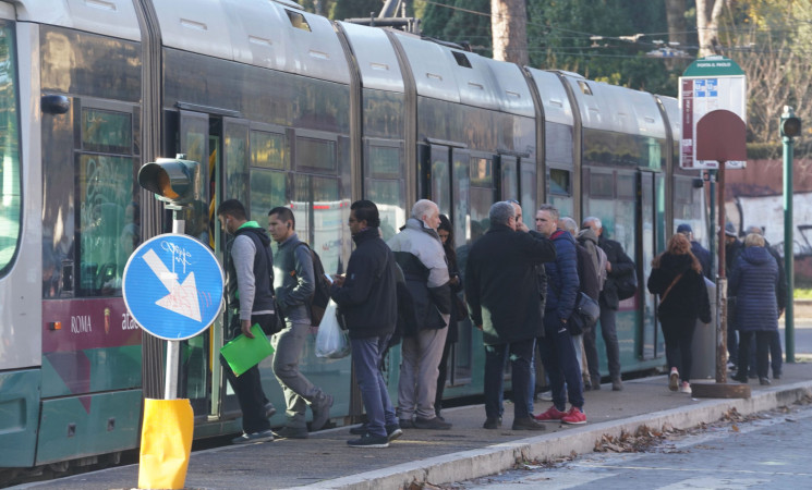Bonus trasporti 2027, come funzionerà: requisiti, importi e graduatoria