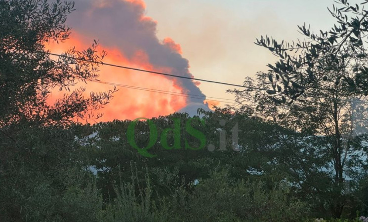 Etna, aeroporto di Catania chiuso fino alle 18: stop anche a Comiso