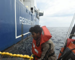Lampedusa, sbarcati 96 migranti in tre approdi: 314 persone nell’hotspot