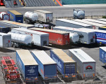Sciopero autotrasportatori in Sicilia, tir fermi per il caro carburante